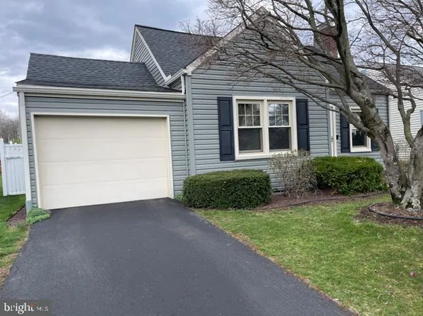 644 Highland Ave, Mount Holly Springs, PA 17065