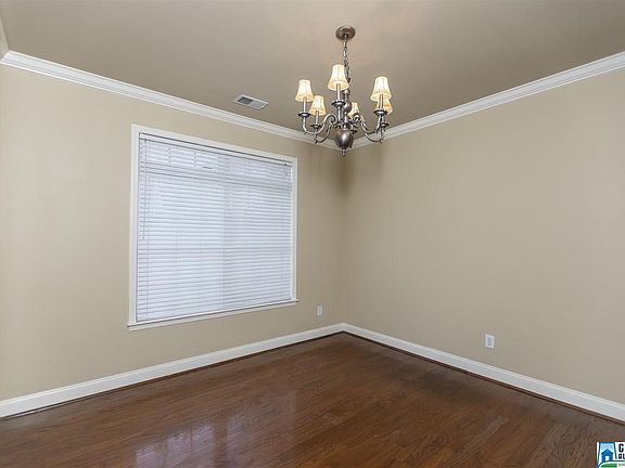 4th image of 112 Castlehill Dr