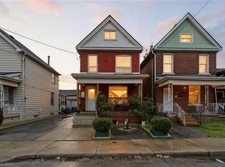 196 Avondale St, Hamilton, ON L8L 7C3