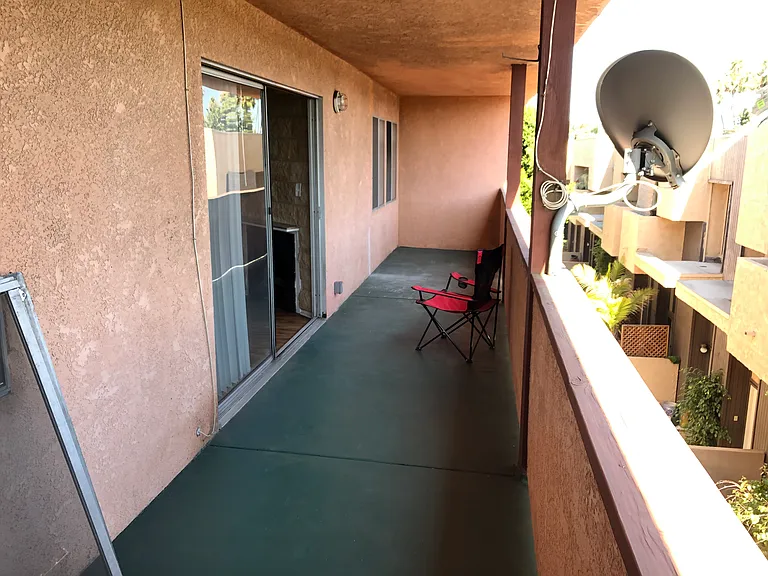 5320 Whitsett Ave #10 — Photo 18