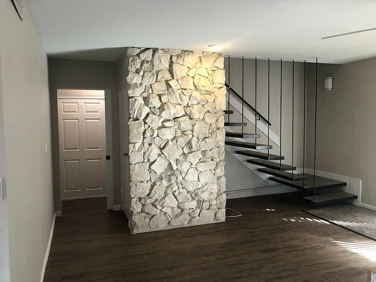 722 E San Lorenzo Rd — Photo 25