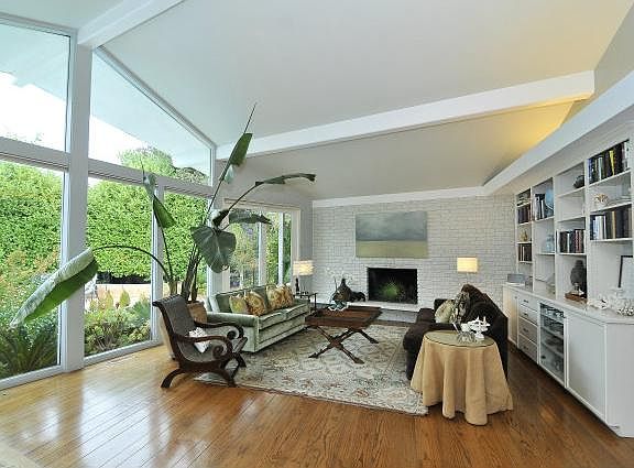 3rd image of 770 Berkeley Ave