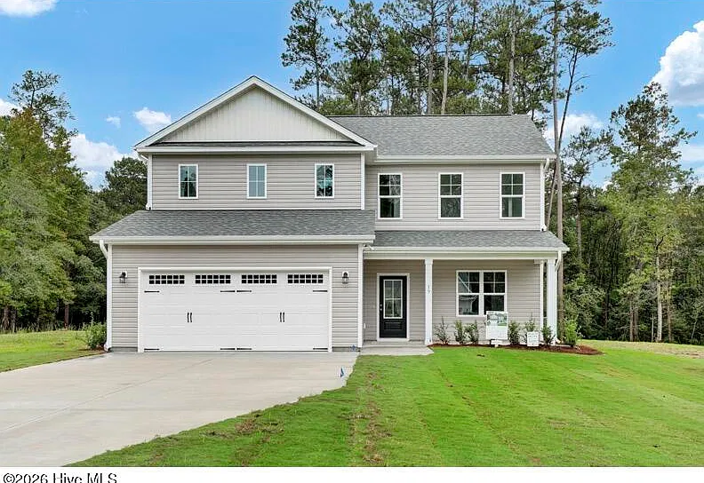 4 bed, 2.5 bath, 2002 sqft, $2,600 — Photo 2