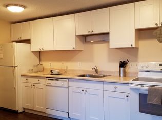 1948 8th Ave W #1946-1/2, Seattle, WA 98119