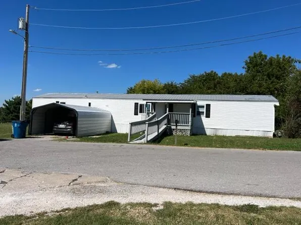 805 Orchard Street, Stockton, MO 65785