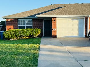 10 Holly Dr APT B, Bentonville, AR 72712