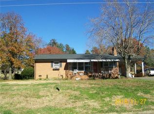 1170 Ratchford Dr, Dallas, NC 28034