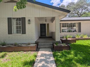 405 Oakwood Blvd, New Braunfels, TX 78130