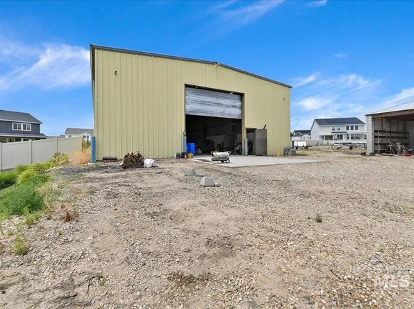 15279 S Indiana Ave, Caldwell, ID 83607