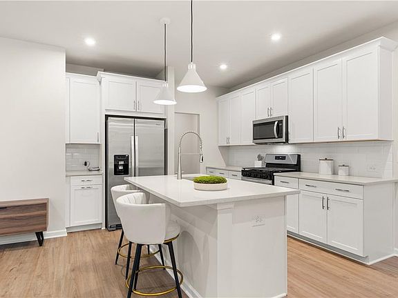 6th image of this home