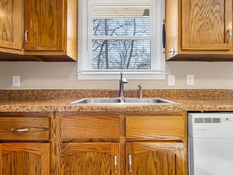 118 Union Hall Rd — Photo 9