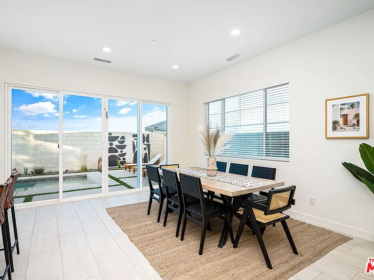 1605 3/4 Candela Ct — Photo 8