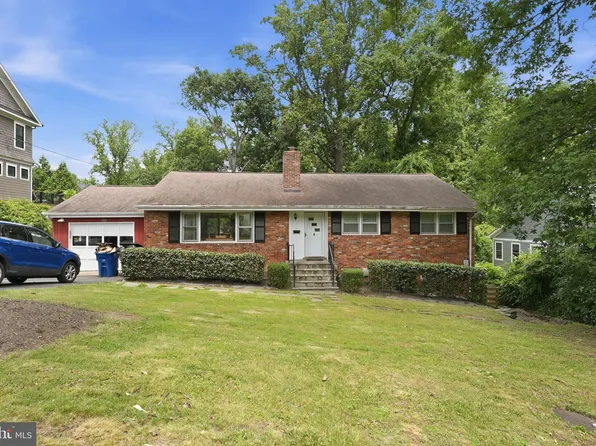 1476 Waggaman Cir, Mc Lean, VA 22101