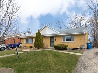 9433 Dee Rd, Des Plaines, IL 60016