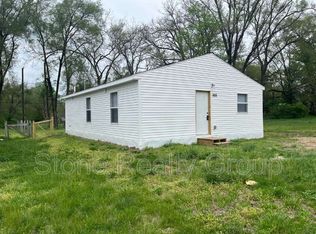 2820 N 15th St, Terre Haute, IN 47804