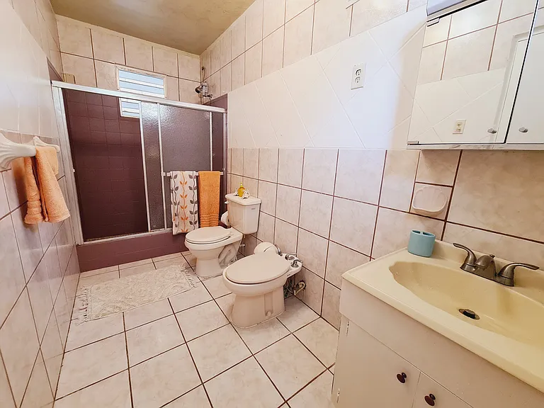 16 Calle 2 #3 — Photo 19
