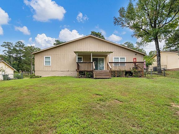2nd image of 8241 Lantern Ln