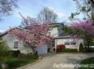 551 Douglas Drive ,, BAY VILLAGE, OH 44140