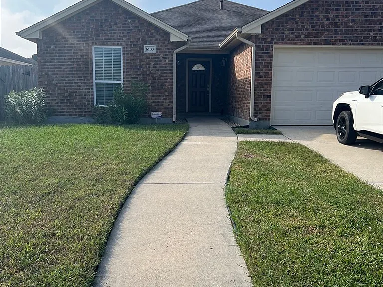 6133 Maximus Dr — Photo 1