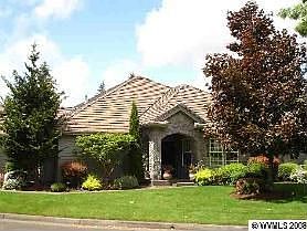 Lovely Condo on Golf Course