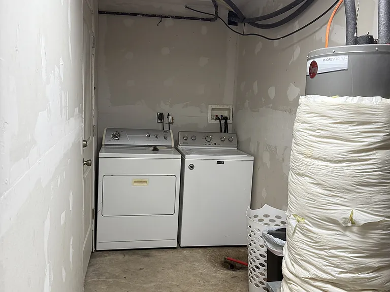 531 1/2 G St NW — Photo 12