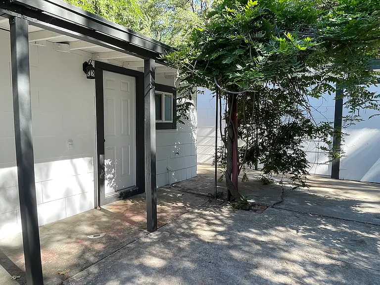 254 Hughes Rd — Photo 9