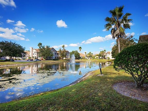 2nd image of 10422 Villa View Cir #10422