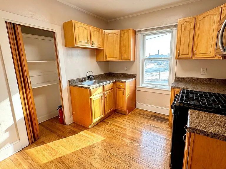 45 Slater St #1S — Photo 14