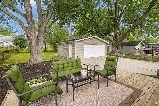350 S Manitou Ave — Photo 38