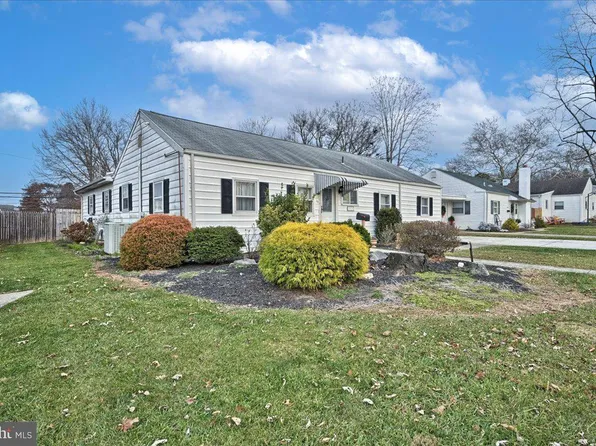 1011 Allen St, New Cumberland, PA 17070