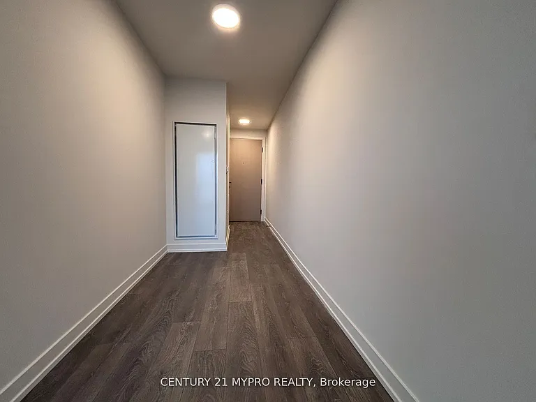 181 Sterling Rd #818 — Photo 10