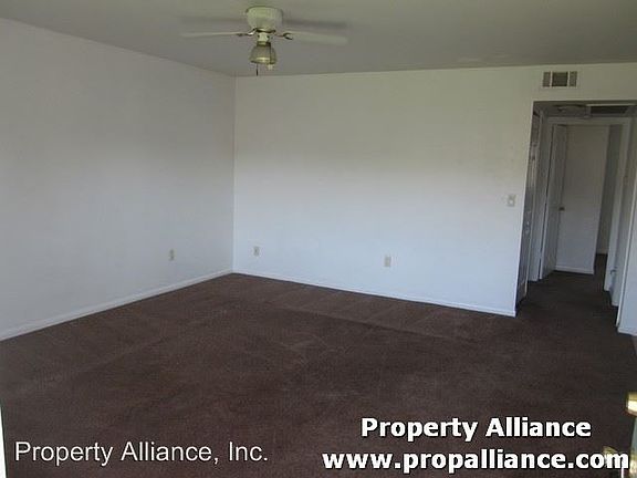 4th image of 908 S Sunshine Ave Unit 17