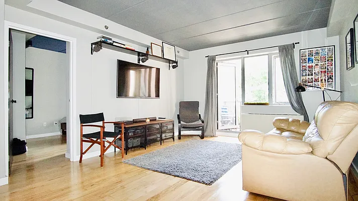 Rented by BRICK & GALO REALTY CORP | media 30