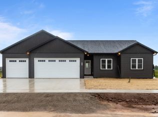 3420 Beckett Ln, Kaukauna, WI 54130
