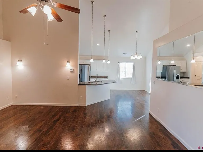 1335 Fivemile Creek Ave — Photo 5