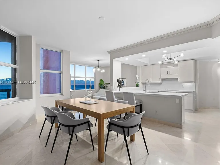 2100 N Ocean Blvd #18D — Photo 8