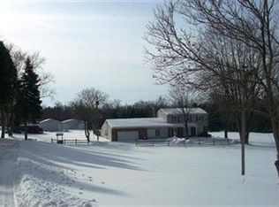 900 Waterloo Rd, Mogadore, OH 44260