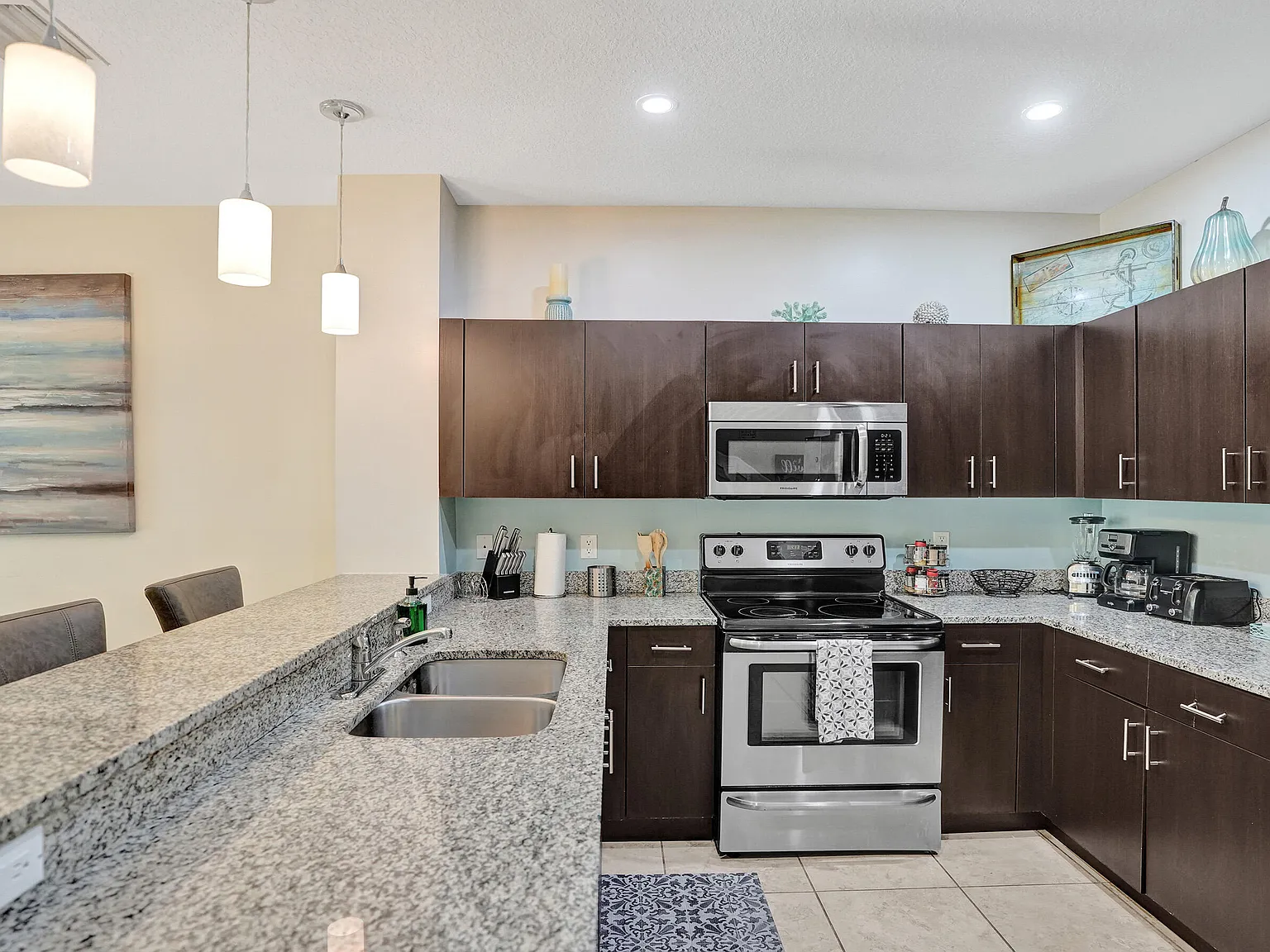 3 bed, 2.5 bath, 1440 sqft, $3,500 — Photo 4