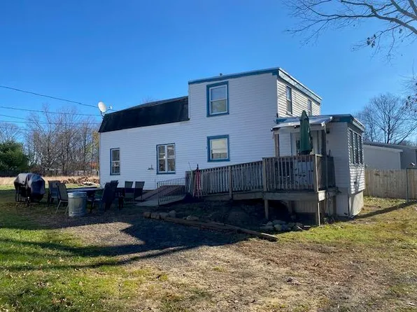 8 Oxcart Lane, Berwick, ME 03901