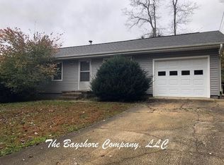 33 Fox Run Dr, Fairview, NC 28730