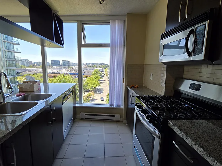 5068 Kwantlen St #1008 — Photo 2