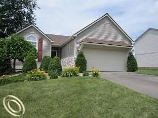 2797 Laurel Oak Dr photo 1