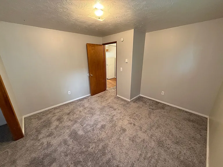 943 East Augusta Avenue — Photo 26
