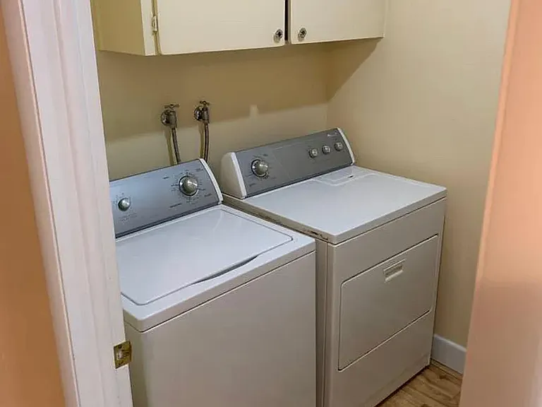 351 W 400 N — Photo 5