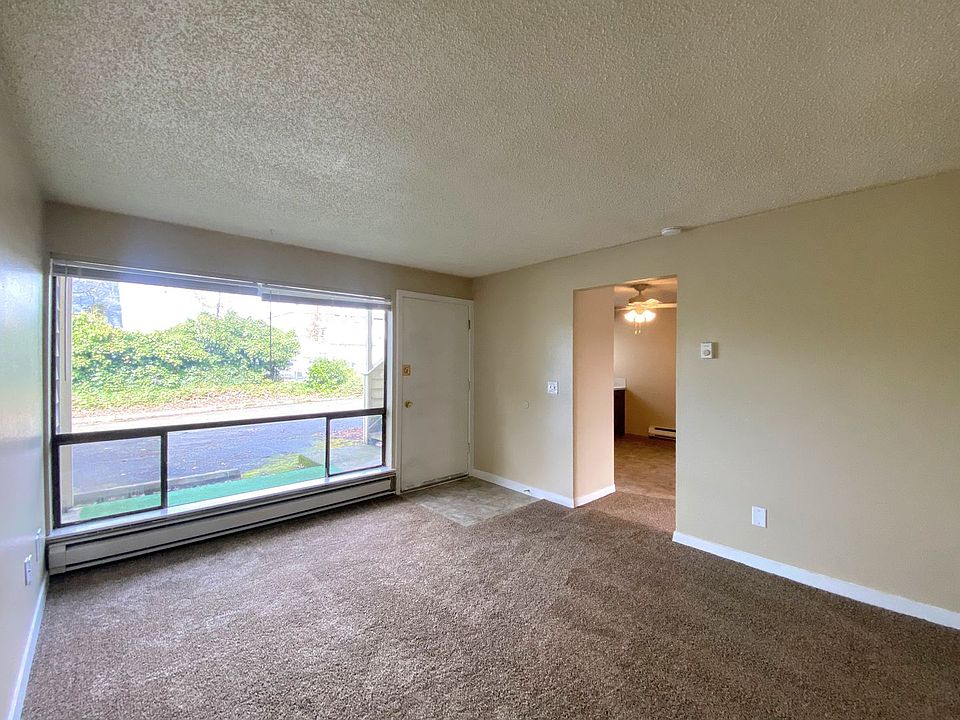 1st image of 5925 99th St SW #3