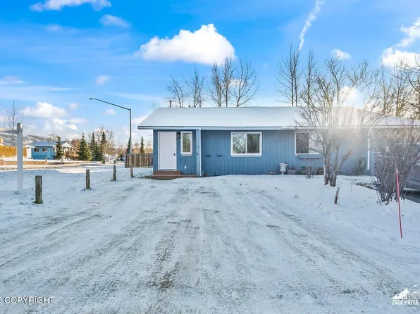 3370 Travis Ln, Anchorage, AK 99507