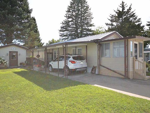 3rd image of 526 N Lake St Lot 44