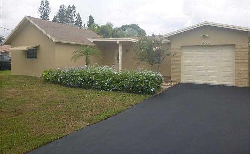 1st image of 931 NW 45th Ave