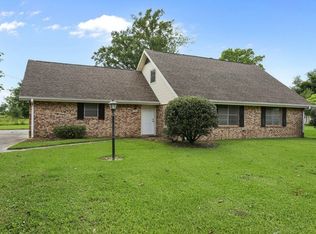 1156 Saint James St, Vacherie, LA 70090