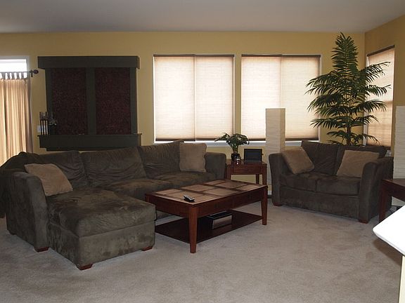 2nd image of 1409 W Remington Ln #1409